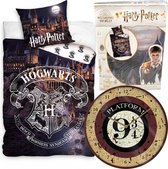 Harry Potter Dekbedovertrek Hogwarts - Eenpersoons - 140 x 200 cm - katoen - Jongens meisjes dekbed - incl. Trein 9.3/4 wandklok 25cm