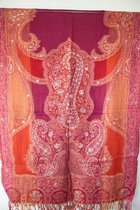 1001musthaves.com Wollen dames sjaal in oranje rood en fuchsia met fijn borduurwerk 70 x 180 cm