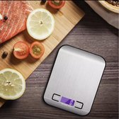 Digitale Precisie Keukenweegschaal - Tot 5000 Gram ( 5kg ) - Zilver - Met batterijen