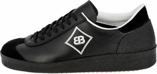 K-Swiss