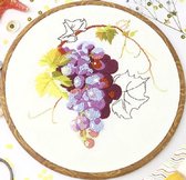 Borduurpakket Grapes - Embroidery (Druiven) VRIJ BORDUREN, GEEN KRUISSTEEK