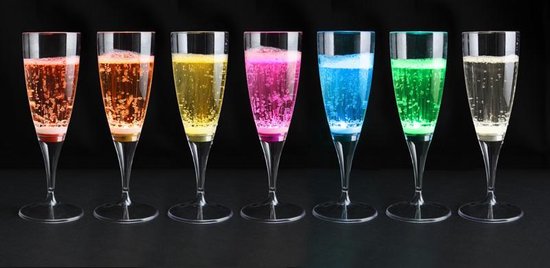 Megatopper Lichtgevende Led Champagneglazen - 6 verschilllende kleuren - 6  stuks | bol.com