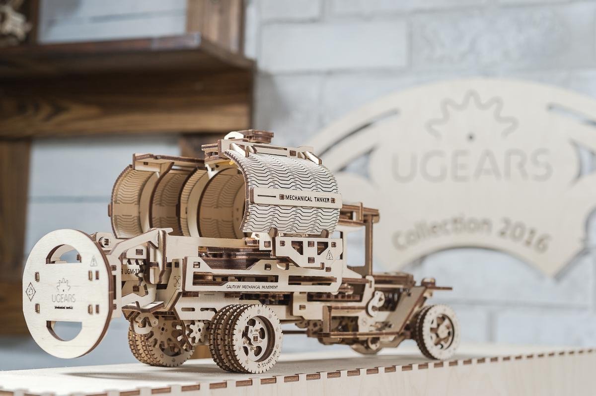 Ugears Modelbouw Hout Mechanische Tanker — afbeelding 7