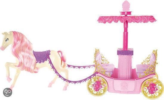 Waarneembaar Aannames, aannames. Raad eens versneller Barbie Princess Charm School Koets met Paard | bol.com
