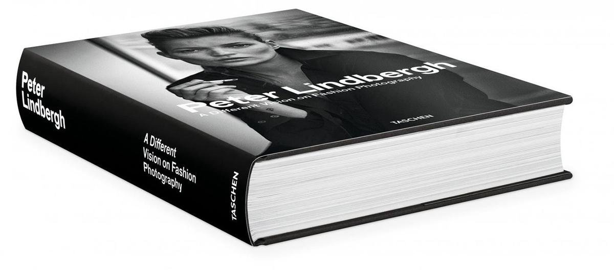 Peter Lindbergh: Shadows on the Wall洋書-