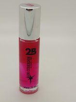 2B-lipgloss rol on Cocktail 25 gin Cuberdon