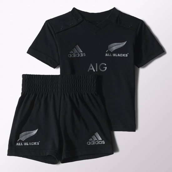 adidas aig all black