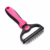 Hondenkam met roze en zwarte handgreep, zwart met metaalkleurige kammen.