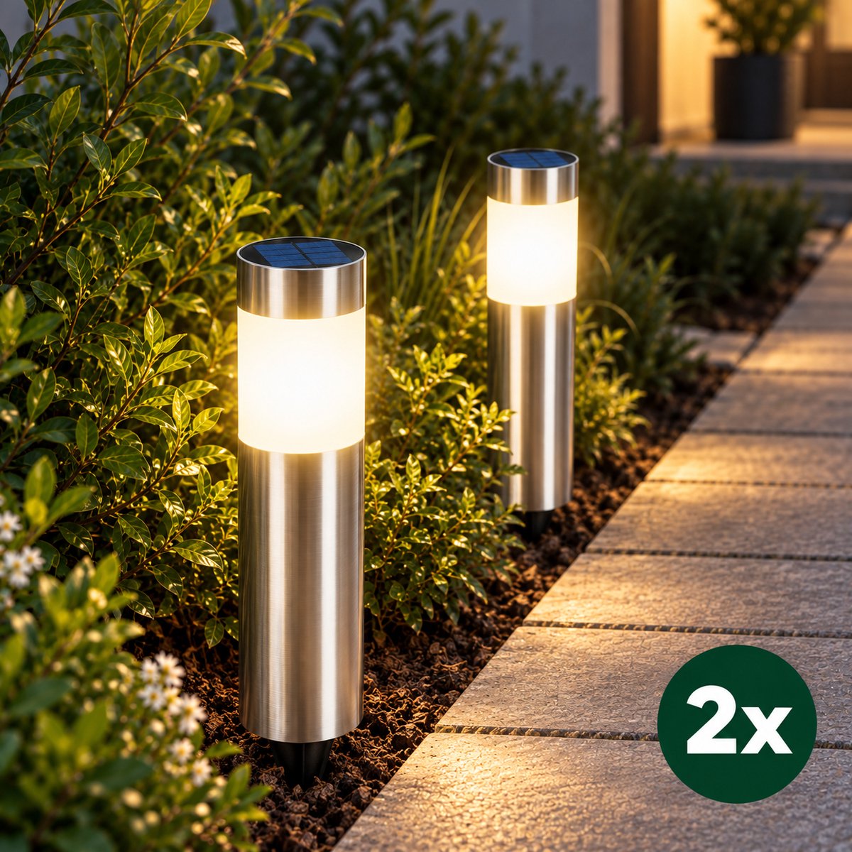 Nexeli NX-SL55M Solar Tuinverlichting – Padverlichting – Voordeelset van 2 – LED Priklampen op Zonne-Energie – Warm Wit – IP65 Waterdicht – RVS Metallic