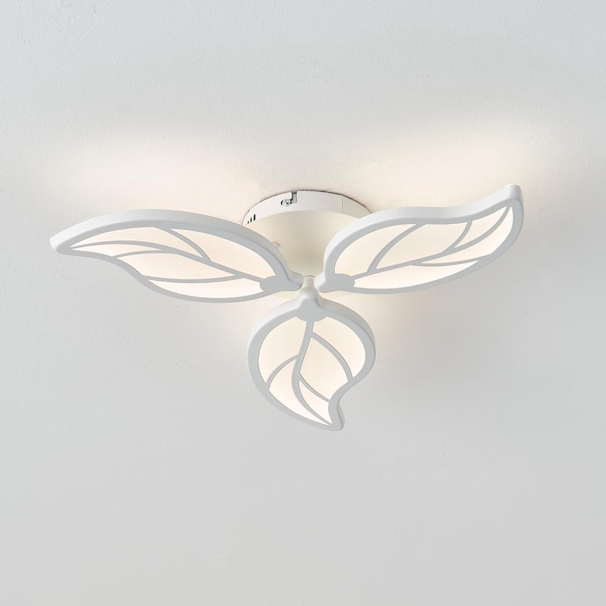 SnelShoppen - Moderne 24W Bladvormige LED Plafondlamp 45 cm - Matwitte Kroonluchter voor Slaapkamer, Werkkamer en Eetkamer - 4000K Warmwit Licht
