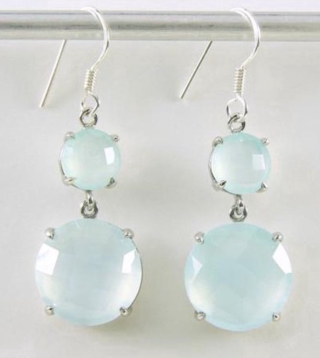 Zilveren oorbellen met chrysopraas chalcedoon