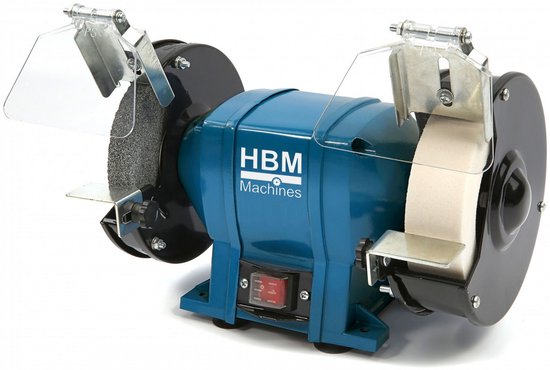 Blauwe HBM Machines 150 mm slijpmachine met een grof slijpsteentje links en een polijstschijf rechts. Veiligheidsschermen boven de schijven.