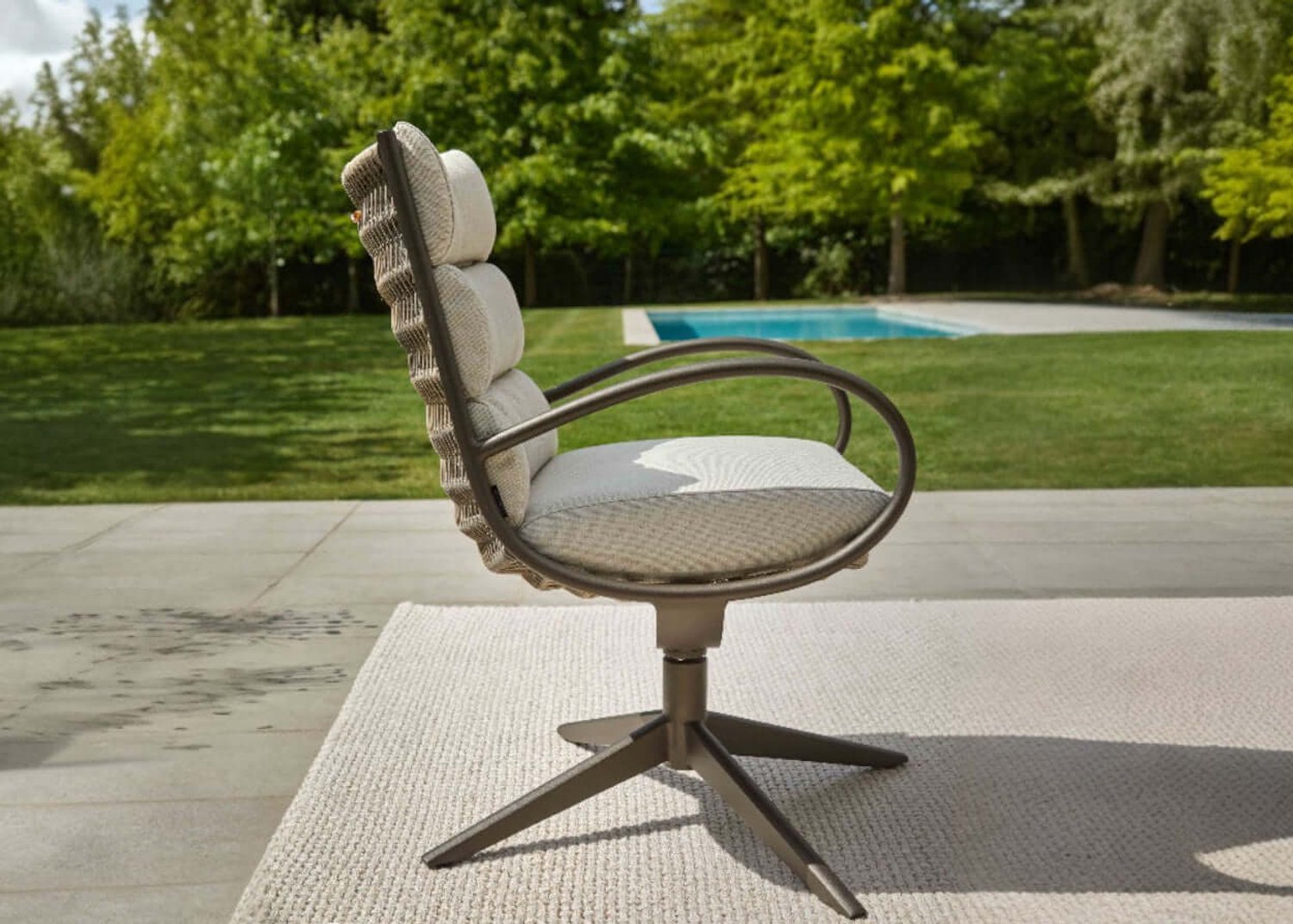 Apple Bee Camp Bay Garden Chair Bronze