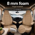 Hoogwaardige beige stoelhoezen met 8 mm schuimvulling en 4 armsteunen voor camperstoelen.