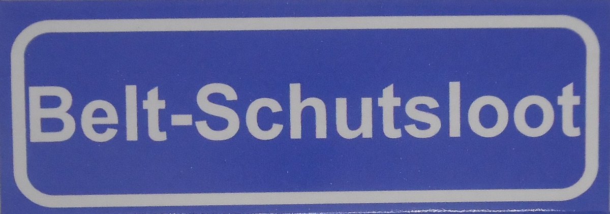 Souv© - koelkast magneet - plaatsnaam bord - kombord - souvenir - koelkastmagneetje - relatiegeschenk Belt-Schutsloot