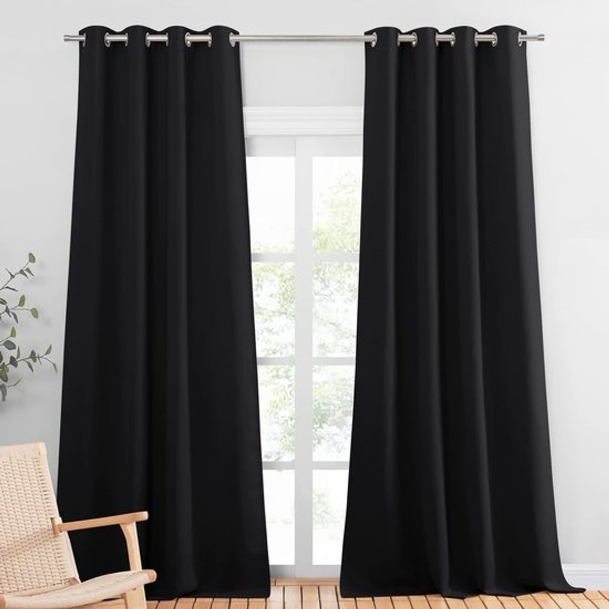 Dailygoods-verduisteringsgordijnen - 140 x 245 cm - 2 stuks - Met oogjes - Geluidsisolerend - Zwart - Blackout-effect - Verduisteringsgordij