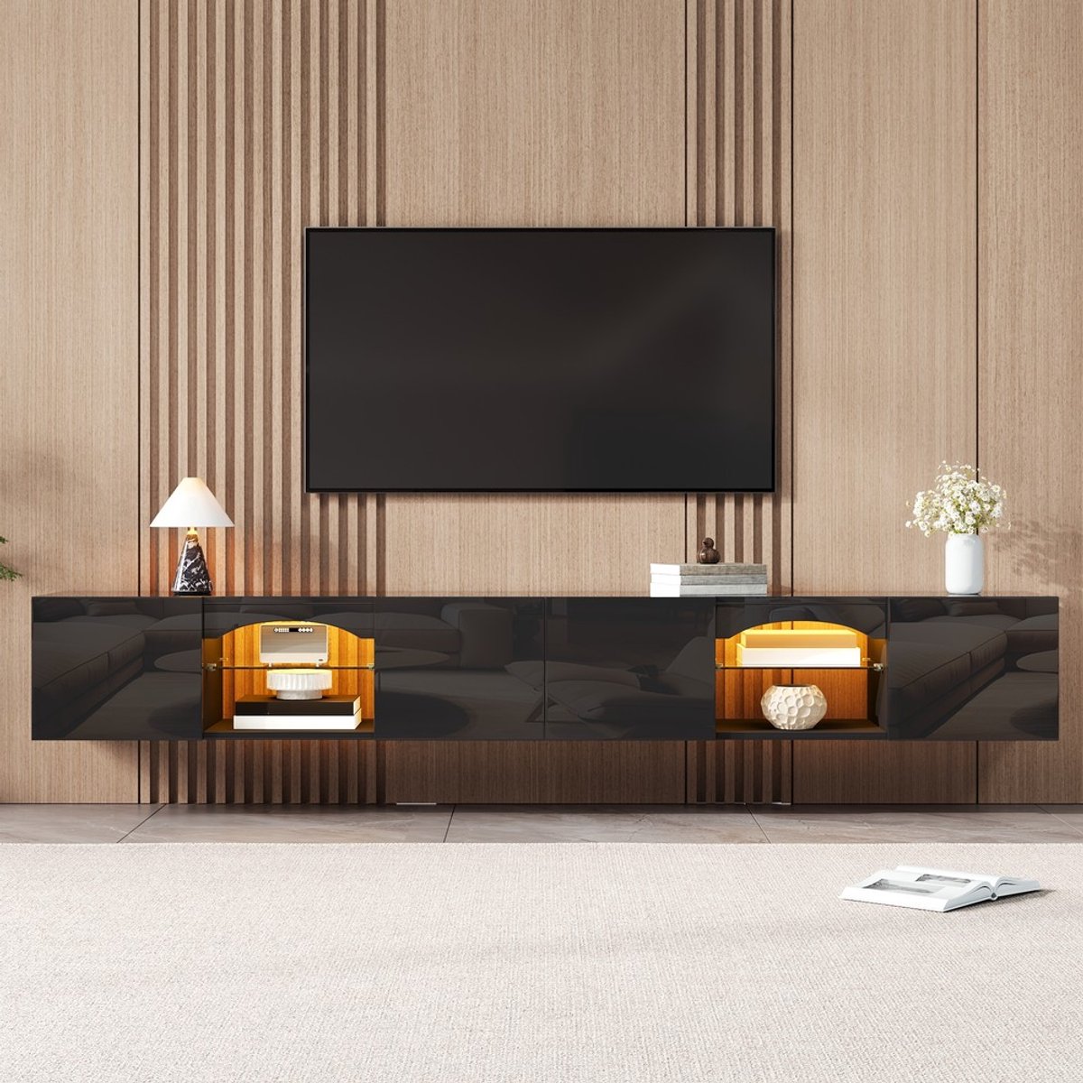 Pugsdrly TV-lowboard met 4 deuren, 2 open vakken, LED-verlichting met app-bediening, glazen planken, modern TV-meubel van PB Zwart