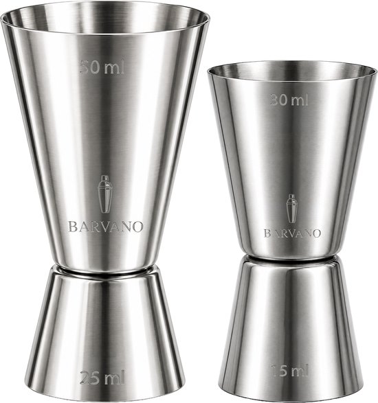 Twee roestvrijstalen Barvano barmaatjes (15/30 ml en 25/50 ml) met gegraveerde maataanduidingen.