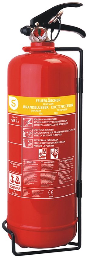 Rode Smartwares schuimbrandblusser van 2 liter met zwarte ophangbeugel, drukmeter en veiligheidsinstructies.