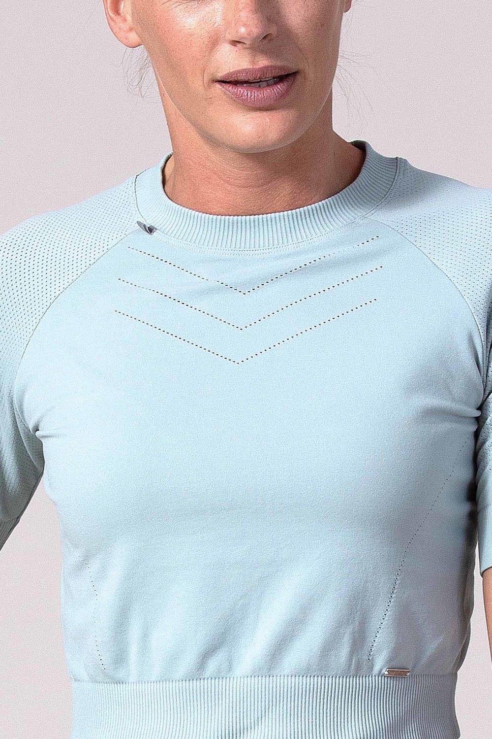 REVIVE Amarante - Cropped Sporttop Dames - Seamless, Yoga - Mirage Grey - Maat M