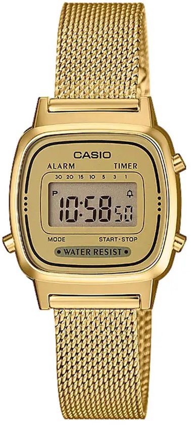 Goudkleurig Casio digitaal horloge met vierkante kast en mesh horlogeband, toont 'Water Resist' op het display.
