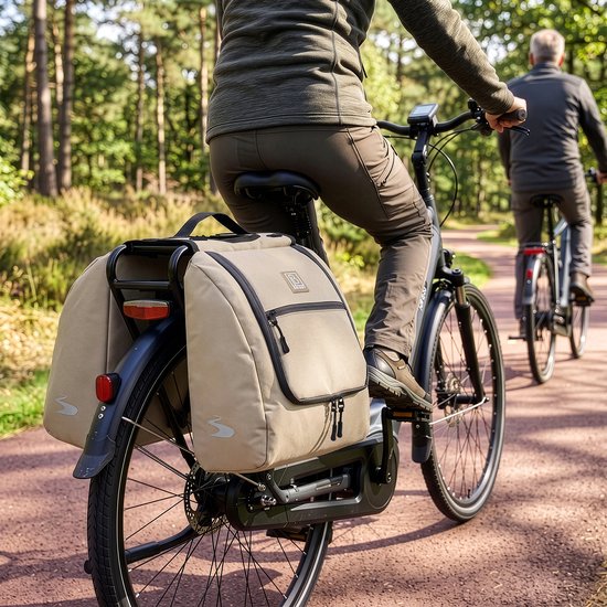 Brisby Dubbele Fietstas 28 Liter – Koeltas en Lunchtas – 4-laags Geïsoleerd – Voor Gewone en Elektrische Fiets – Waterafstotend met Waterdichte Ritsen – Natural Champagne van Brisby — afbeelding 4