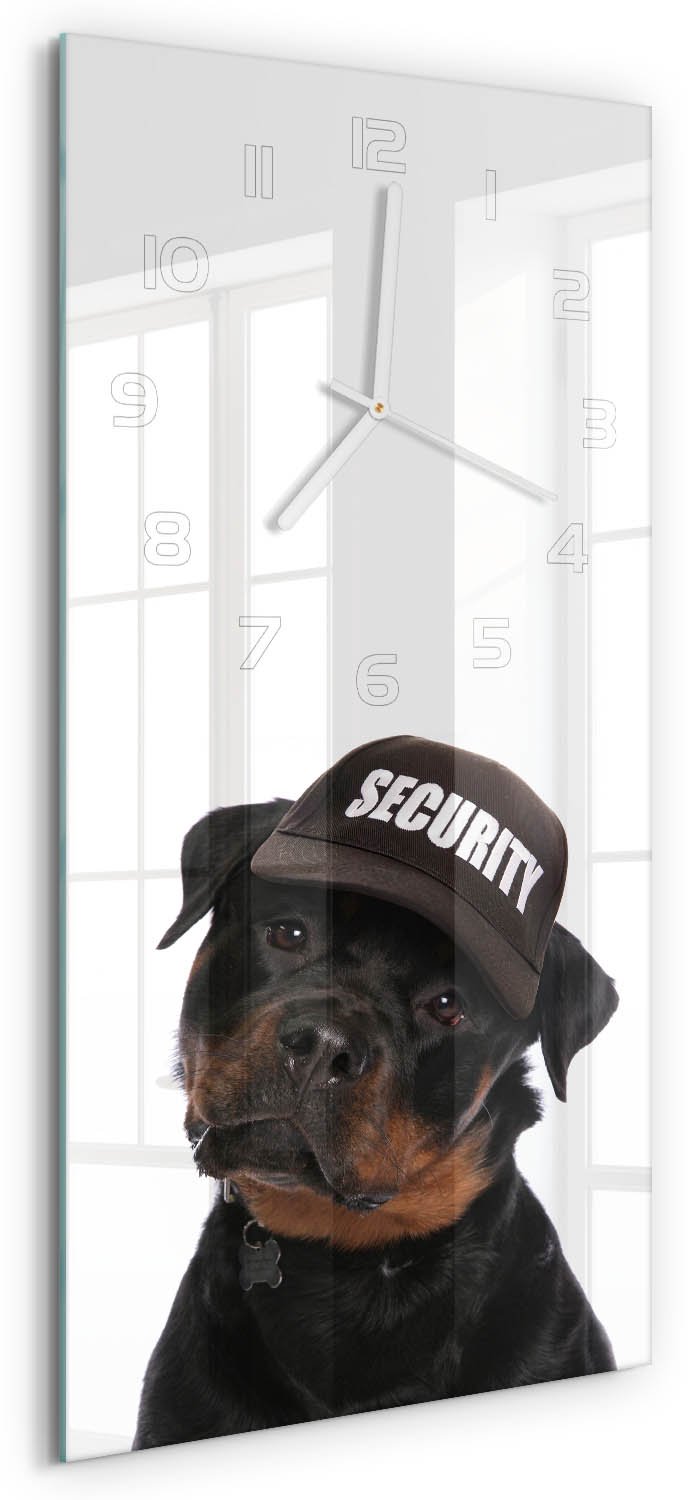 Tulup Wandklok - Rottweiler met een hoed Gekleurde Glazen Klok - 30x60 cm - Zwart Glazen Klok Met Print - Witte handen - Rechthoekige Klok - Moderne Wandklok Glas - Wandklok Glas Decoratie