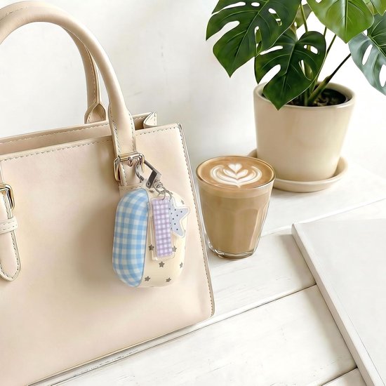 Hoes voor AirPods Pro 3 met reinigingsset, schattig retro ruitpatroon, esthetisch met ster sleutelhanger, zachte TPU stootvaste hoes voor AirPods 3 Pro, beige blauw ruitpatroon — afbeelding 4