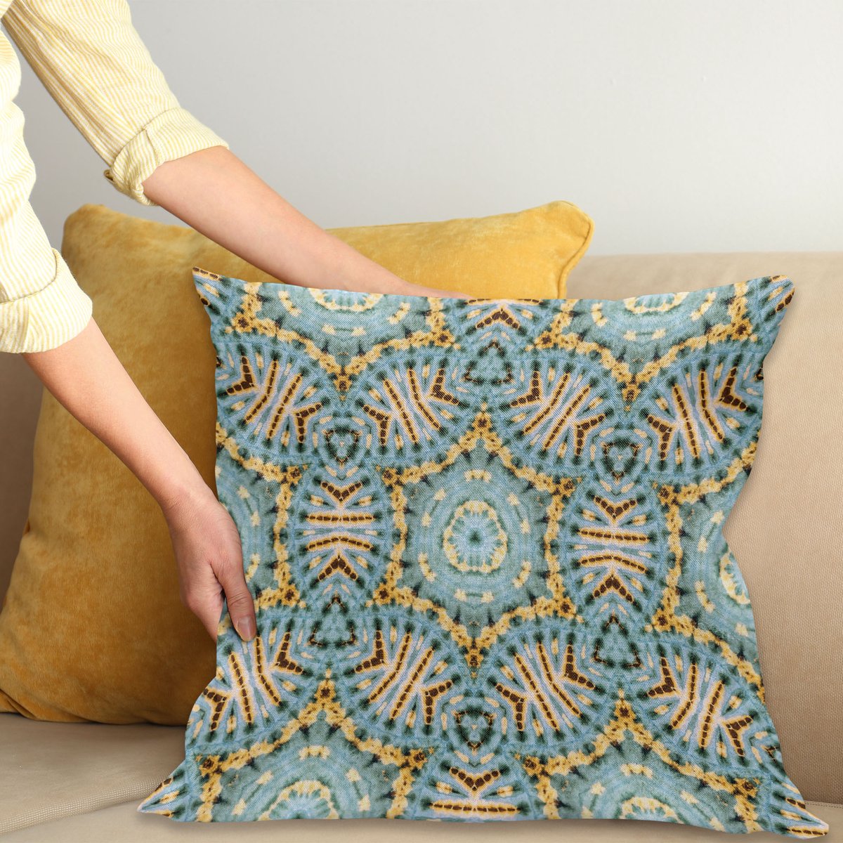 ABAKUHAUS Boho Sierkussenhoes, Boho Patroon met Odd Geometrisch Triangles Vormen Oosters Kunst Print, Decoratieve Vierkante Sierkussenhoes, 70 x 70 cm, Blauw Geel
