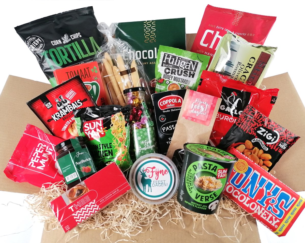 Feestelijk Kerstpakket "Classic Christmas Colors" - Kerstcadeau Rood & Groen - Grote Kerst Cadeaubox - Borrel & Diner Pakket met Toast, Pasta, Chips & Chocolade - Eindejaarsgeschenk Medewerkers & Relaties - 20-delig – foto 5