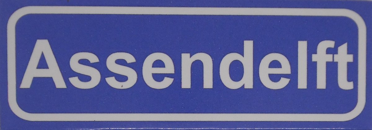 Souv© - koelkast magneet - plaatsnaam bord - kombord - souvenir - koelkastmagneetje - relatiegeschenk Assendelft