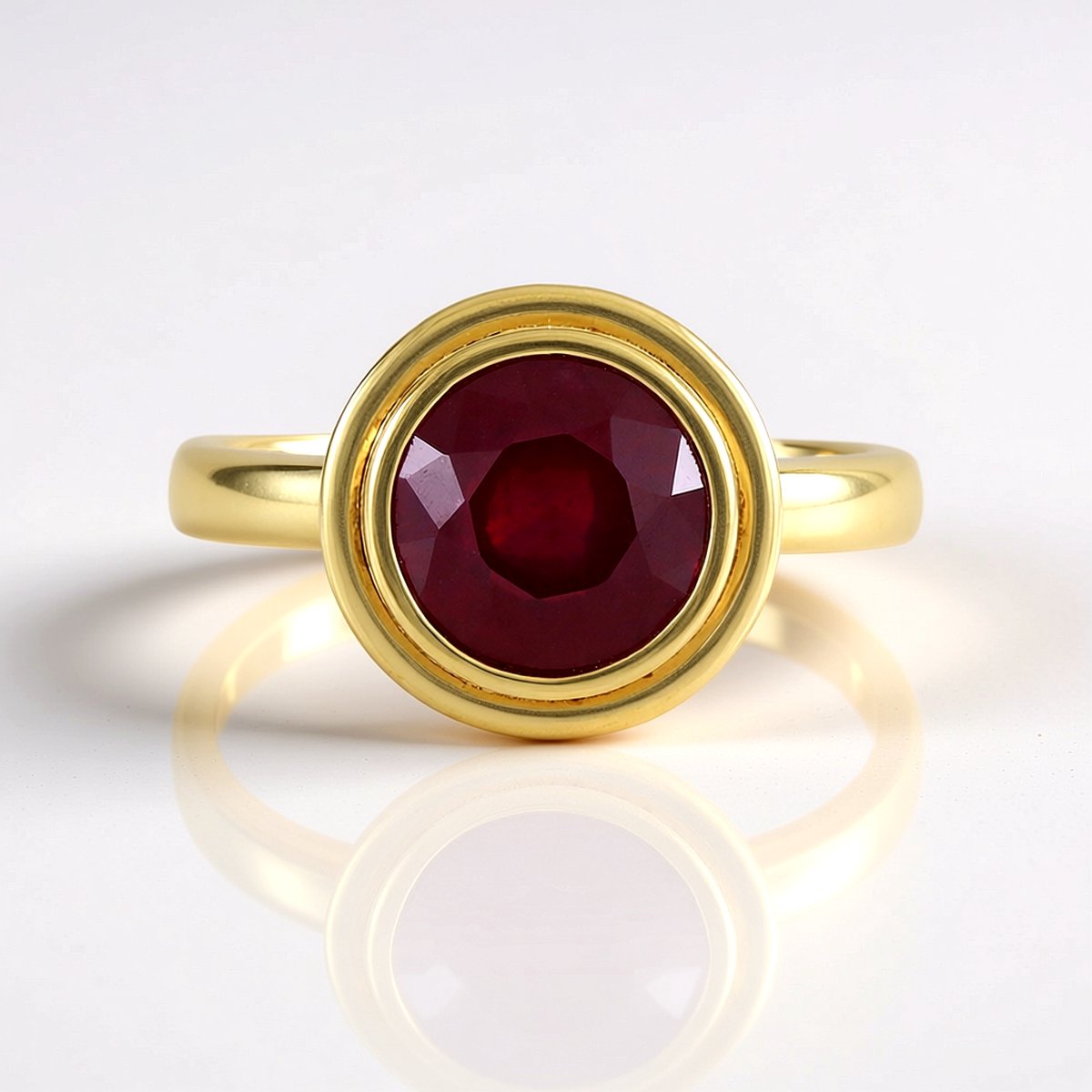 Cavill - Zilveren ring met Madagaskar robijn 2,25 ct - 925 sterling zilver met vergulding - Ronde bezel zetting - Elegante damesring
