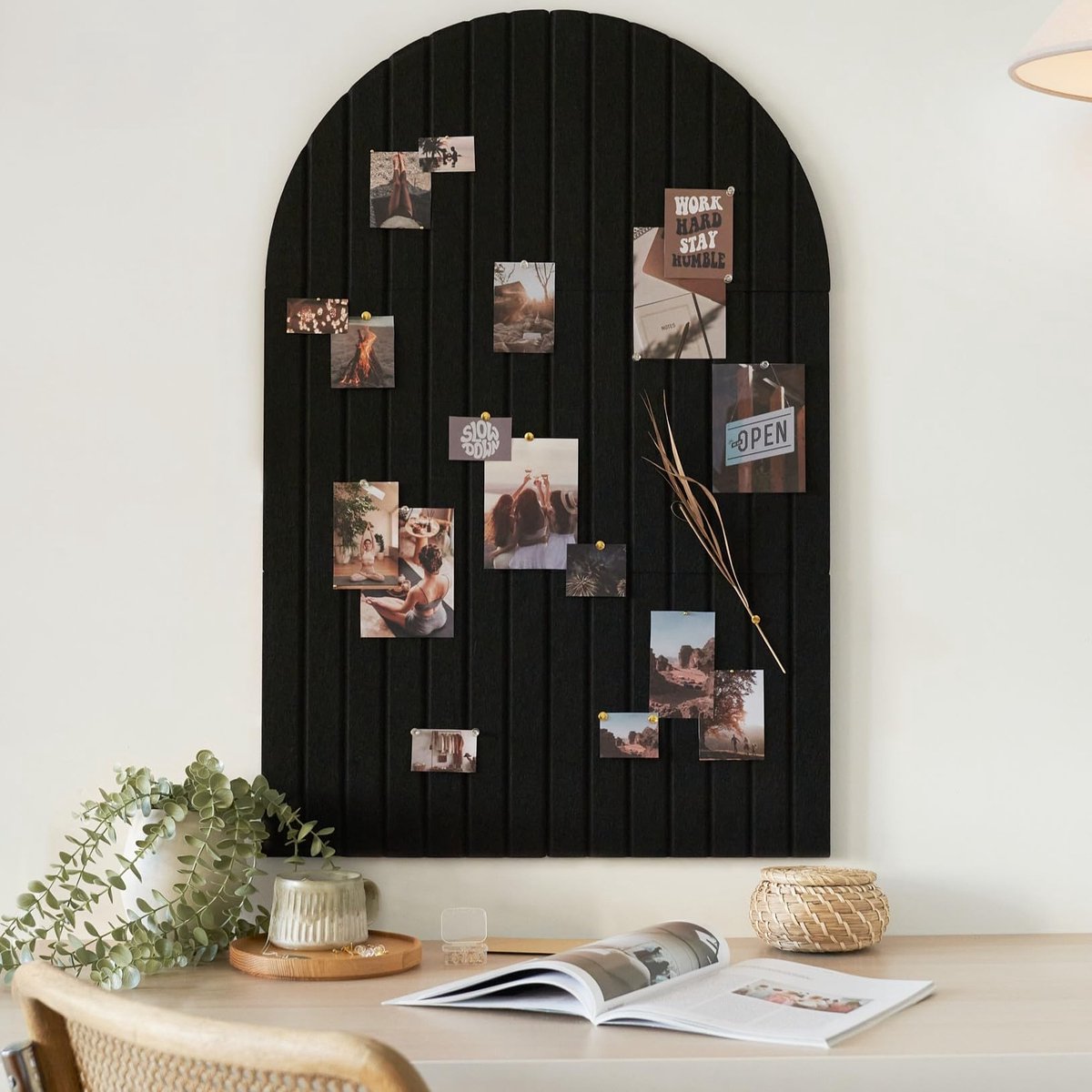 Groot prikbord - 60 x 90 cm - Zelfklevend vilten prikbord met punaises - Decoratief kurkbord - Vision board - Fotodisplaybord - Zwart