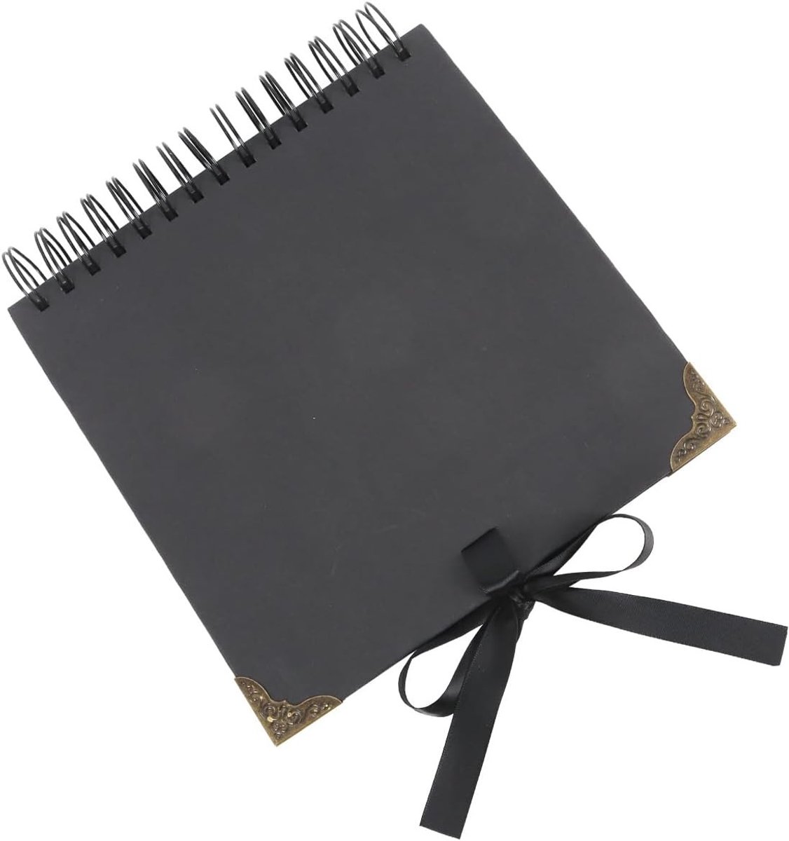 Groot zwart fotoalbum voor scrapbooking met 40 pagina's van stevig kraftpapier, ideaal voor herinneringen en creatieve projecten, sluiting met lint