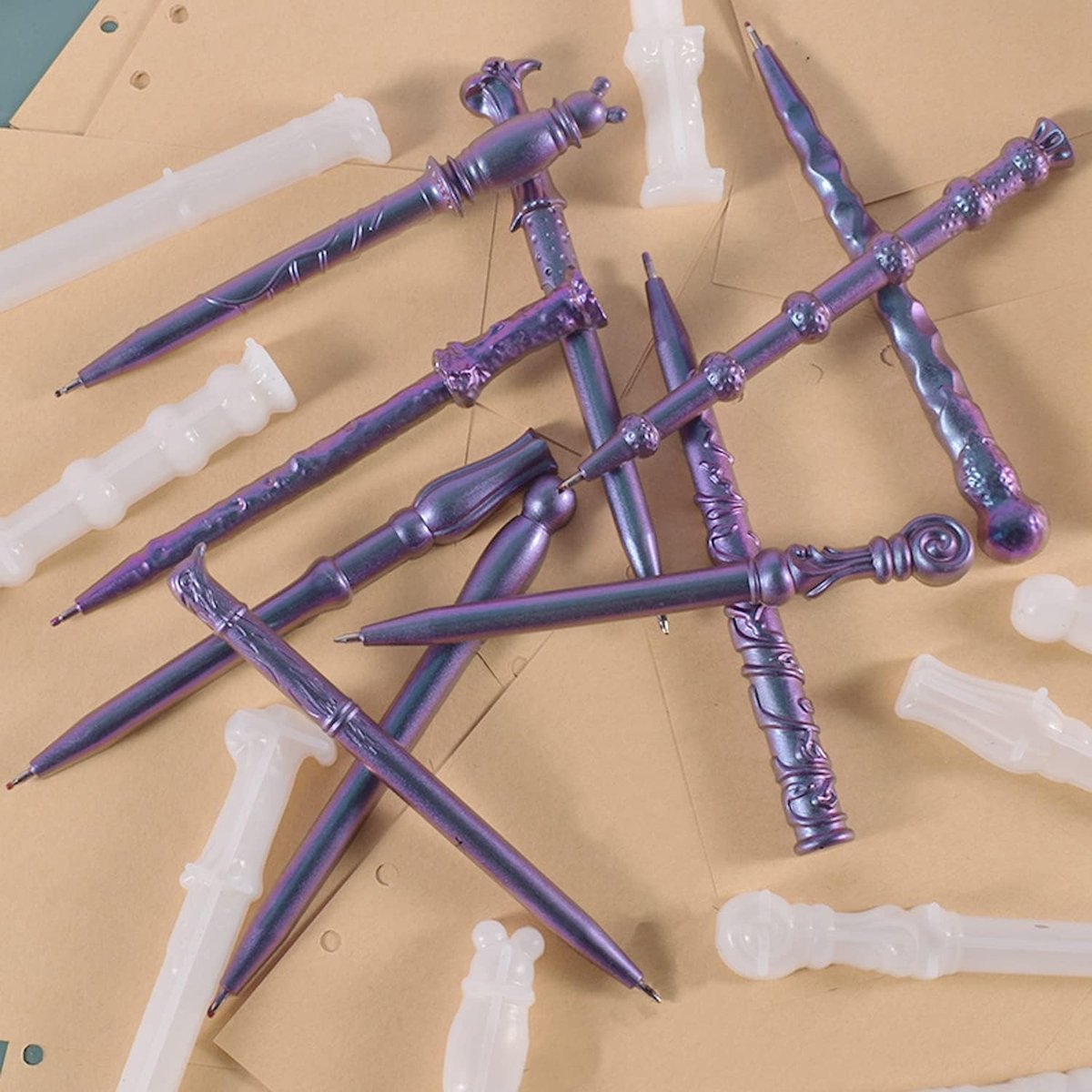 111 Stuks Epoxy Resin Mallen voor Pennen, 3 Stuks Siliconen Mallen voor Potloden en 100 Stuks Vullingen voor Resin Gieten met 5 Stuks Plastic Druppels