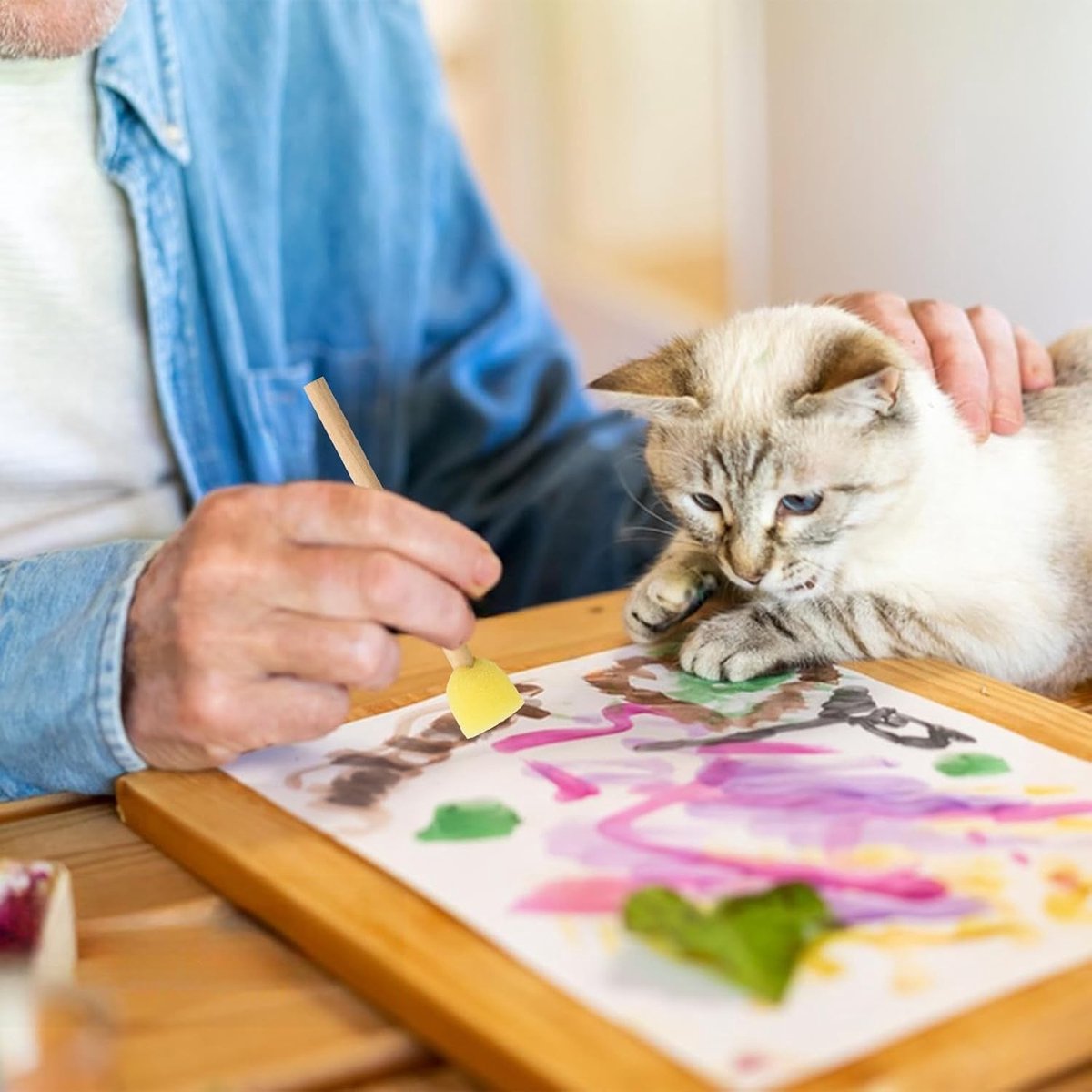 Set van 5 ronde gele schuimkwasten, wasbare verfkwasten voor graffiti, schilderen en DIY-projecten, inclusief houten handvatten en verschillende maten