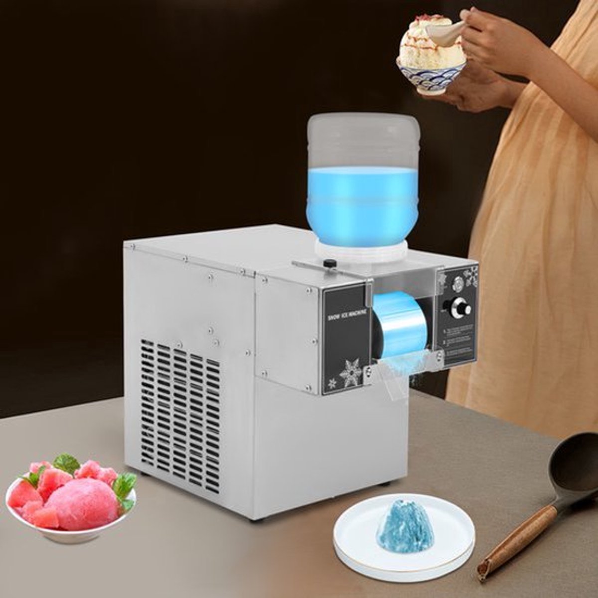 Sneeuwvlok Ijsmachine 60KG - 360W Vermogen - 5L Inhoud - RVS Materiaal - Aanrechtmodel - IJsbereider
