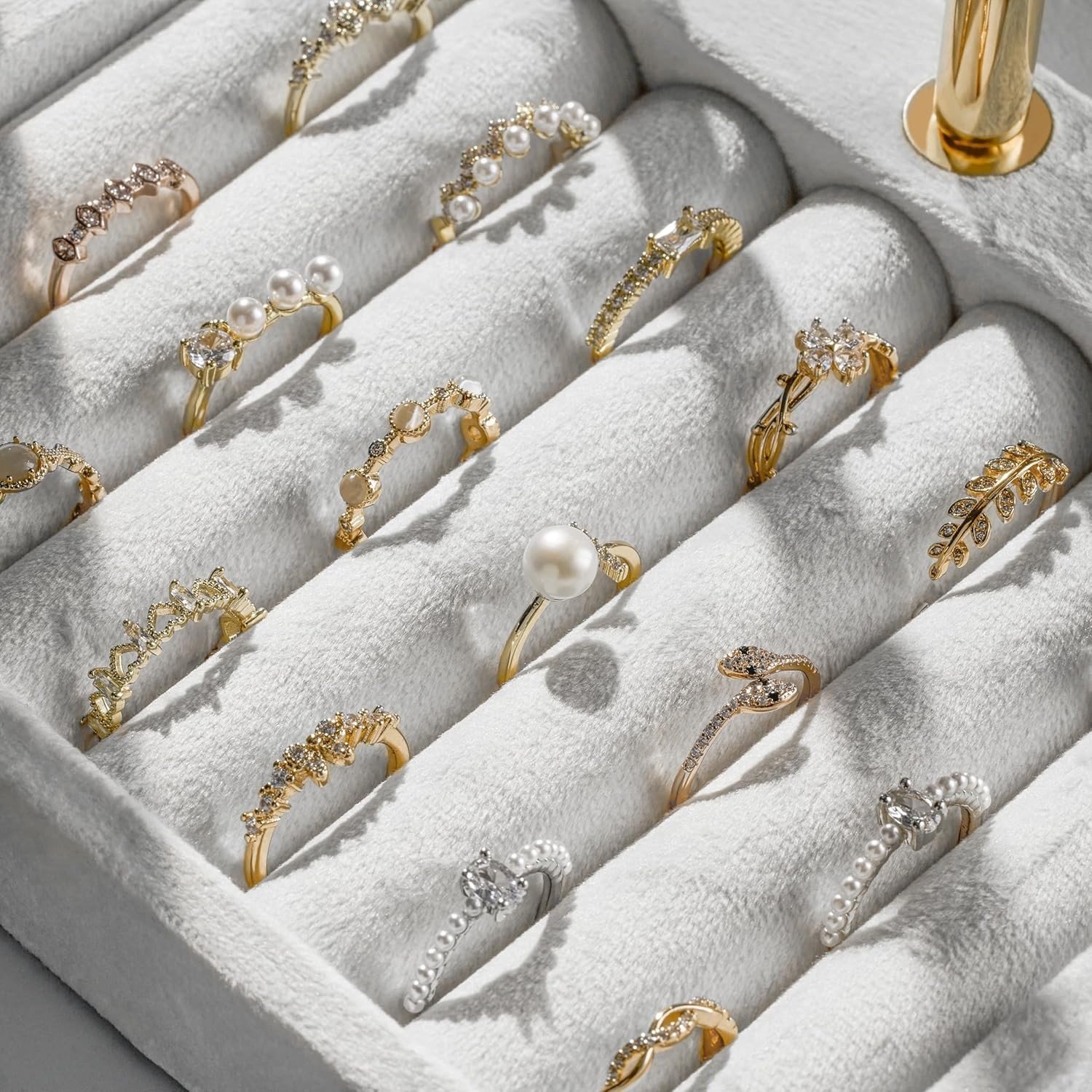 Grote Witte 3-Laags Sieraden Organizer - Verwijderbare T-Vormige Sieradenstandaard voor Armbanden, Kettingen, Horloges en Ringen met Luxe Fluwelen Afwerking