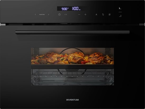 Zwarte Inventum inbouw combimagnetron met 2 geroosterde kippen en groenten in de oven. Digitale display met '9:00 1:00'.