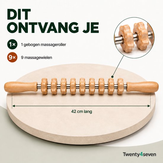 Houten massageroller van 42 cm lang, met 11 draaiende wieltjes, getoond op een lichte steen. Tekst: 'Dit ontvang je' met specificaties.
