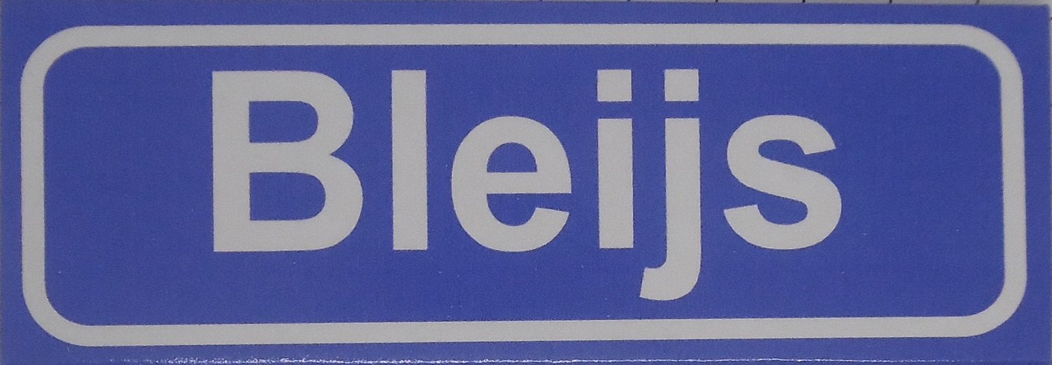 Souv© - koelkast magneet - plaatsnaam bord - kombord - souvenir - koelkastmagneetje - relatiegeschenk Bleijs