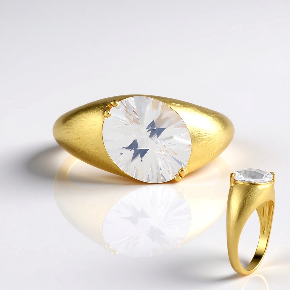 Cavill - Zilveren ring met maanblauwe kwarts 2,574 ct - 925 sterling zilver verguld - Ovale schaakbord geslepen edelsteen - Elegante damesring