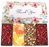 Bedankt Chocolade cadeau - Dag van de zorg kado - Thank you chocolade - Bedankt Juf, Meester, collega cadeau - Fairtrade chocolade - Brievenbuspakketje - Natuurvriendelijke geschenkdoos