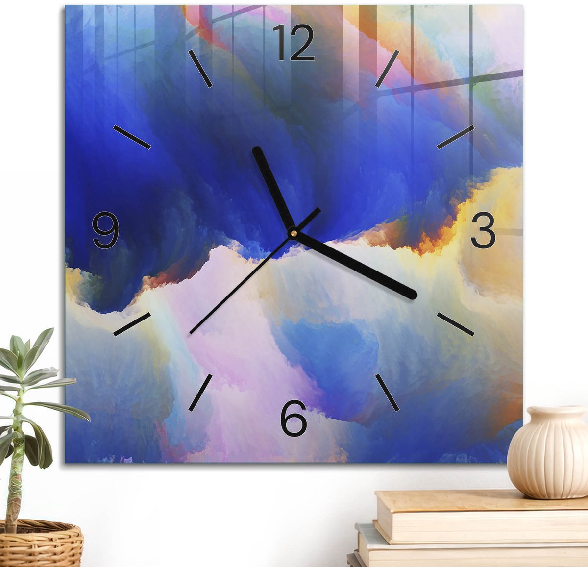 ArtPrintCave Blauw Glazen Klok - 30x30 cm - Wandklok Vierkant - Dynamische Abstractie Wandklok Keuken - Kunst Unieke Klok - Zwarte Klokwijzers