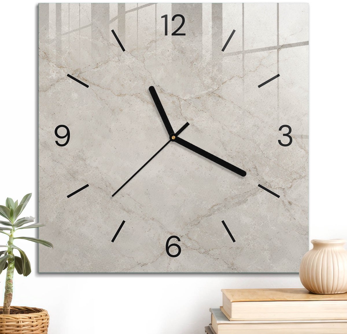 ArtPrintCave Beige Glazen Klok - 30x30 cm - Wandklok Vierkant - Beige Steen Unieke Klok - Achtergronden En Patronen Stille Wandklok - Zwarte Klokwijzers
