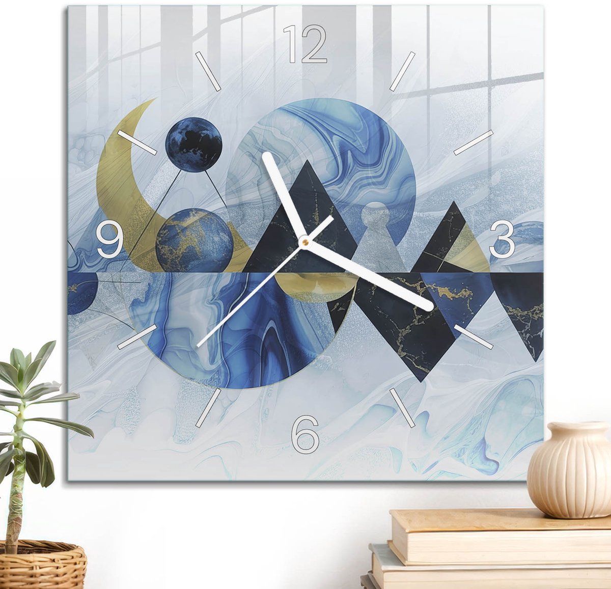 ArtPrintCave Blauw Glazen Klok - 30x30 cm - Wandklok Vierkant - Harmonie Van Vormen Stille Wandklok - Geometrie Wandklok Keuken - Witte Klokwijzers