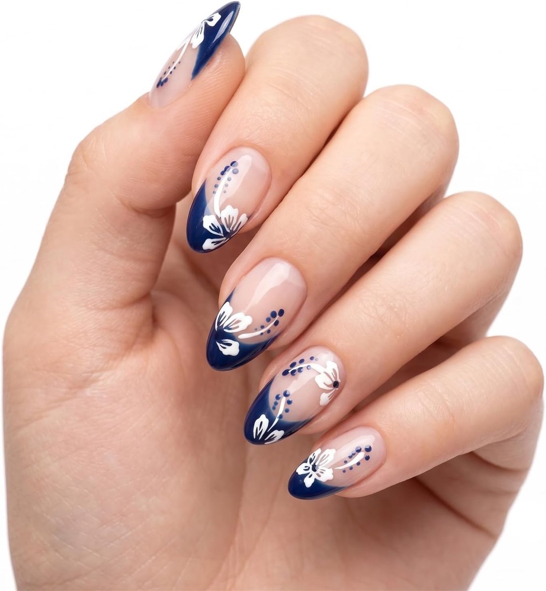 Nagels, blauw met bloemendesign, Franse nagels om op te plakken, korte amandelvorm, kunstnagelset, zomernagels voor dames en meisjes, hoogwaardige kunstnagels, manicureset