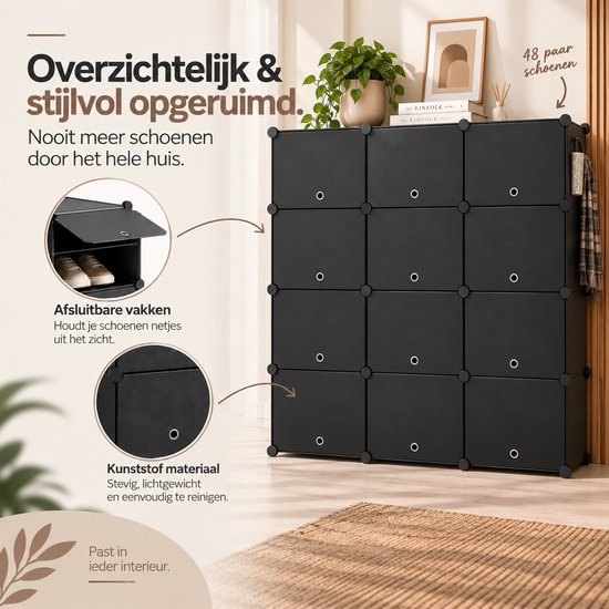 Zwarte schoenenkast met afsluitbare vakken voor 48 paar schoenen, gemaakt van stevig en licht kunststof.