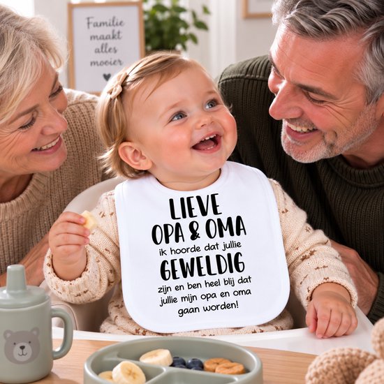 Baby slabbetje cadeau tekst opa en oma zwangerschap bekendmaking aankondiging voor de liefste aanstaande geboorte cadeau gaat worden jullie worden zwangerschapsaankondiging hoera bekendmaken