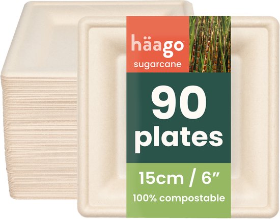Pile de 90 assiettes carrées en canne à sucre beige de 15 cm avec étiquette Häago.